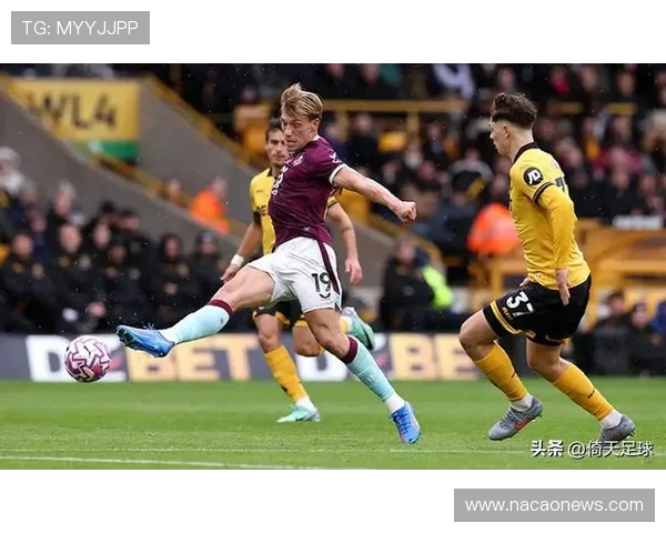 西汉姆联3-2逆转伯恩利 威尔逊绍切克彼得斯联手发威助球队胜利 西汉姆联3-2逆转伯恩利 威尔逊绍切克彼得斯联手发威助球队胜利